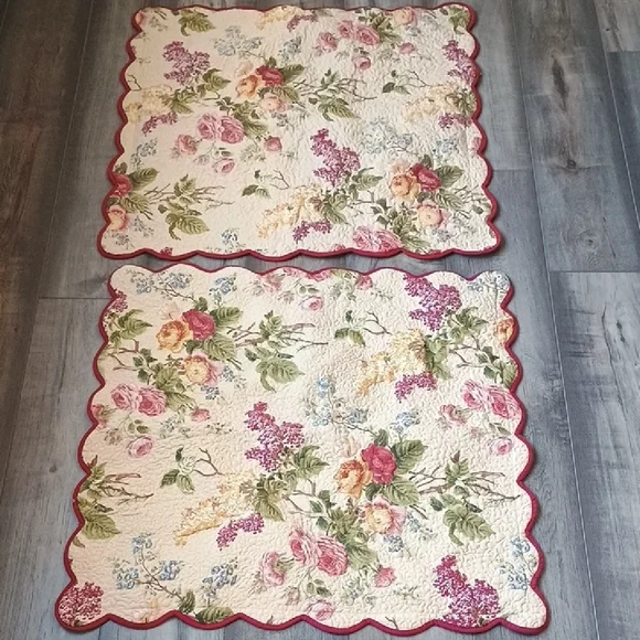 Floral Scalloped Pillow Shams - Picture 1 of 6